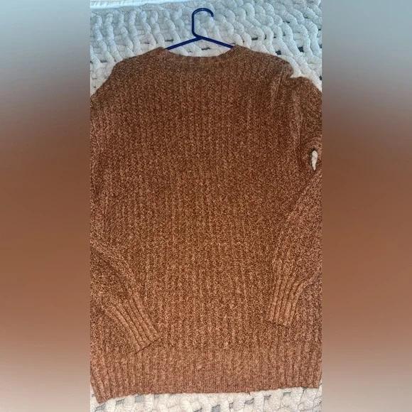 American Eagle Outfitters Oversized Knit Sweater - Picture 2 of 4